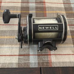 Newell Fishing Reel S646-3