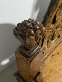 Balinese bed