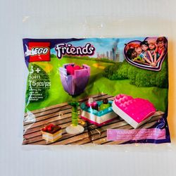 LEGO Friends Chocolate Box & Flower 30411 Polybag (Retired)