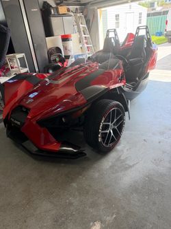 Polaris Slingshot Three-Wheel Roadster
