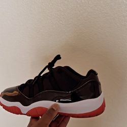 Size 9 Bred Lows 
