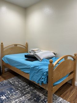 Wooden Twin Bunk Beds
