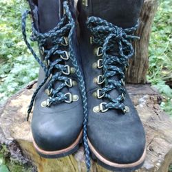 Sorel Wedge Boots 