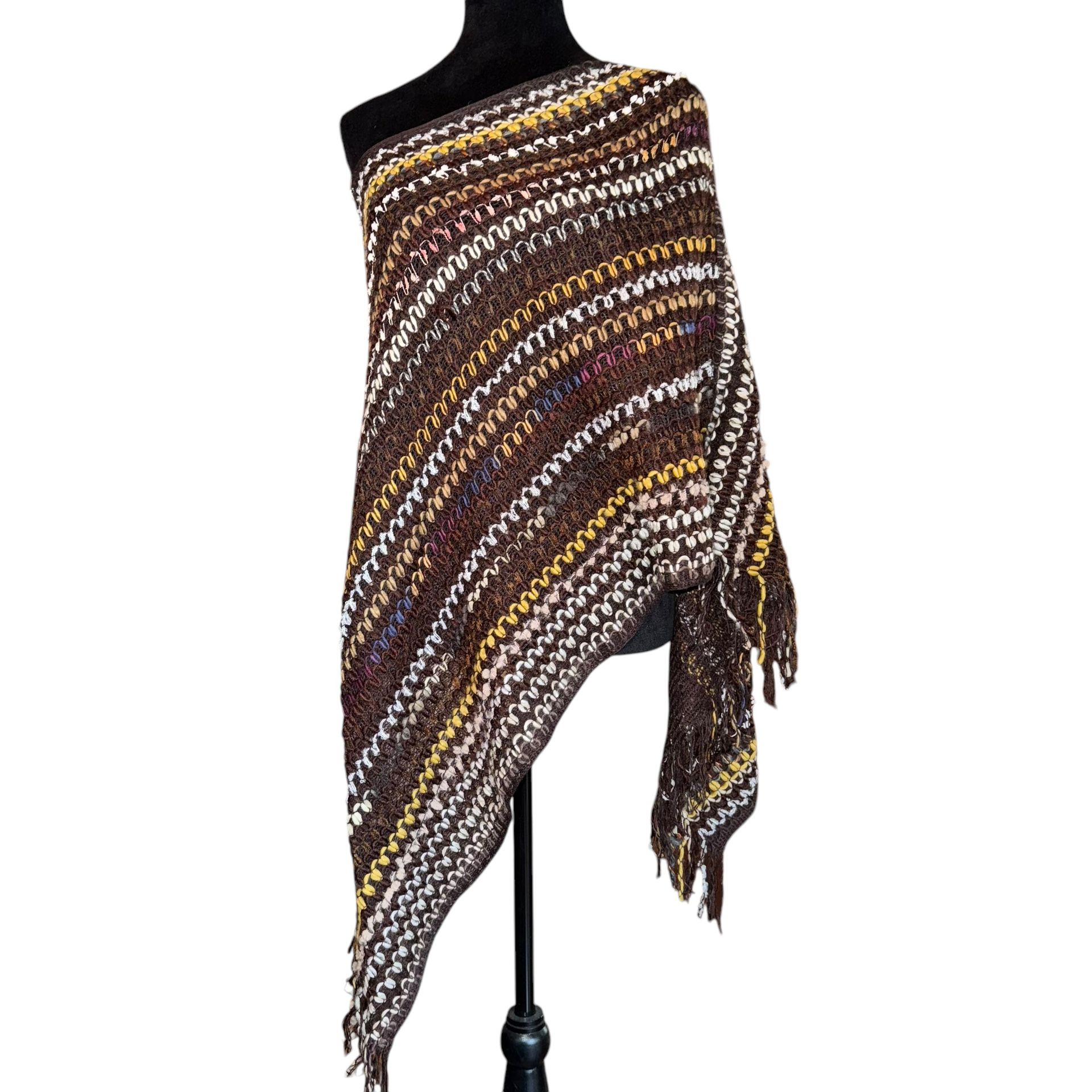 Boho Cloak Shawl Cape  Shawl Triangular Shawl Wraps For Women New OSFM   Wrap yourself in the effortless charm of our Boho Cloak Shawl Cape, a versati