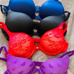 Victoria’s Secret bras 34 C and 36 C
