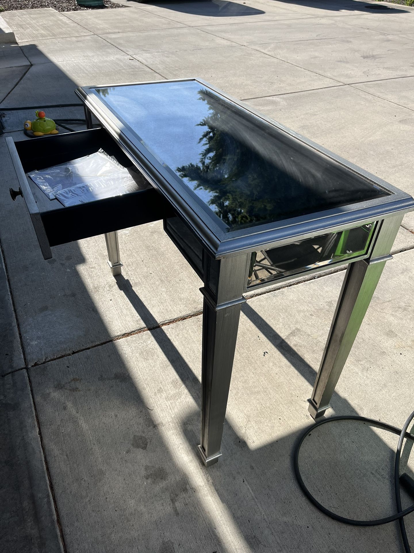 Mirrored Vanity Table
