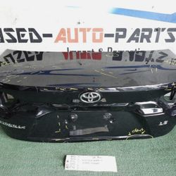 w/dents 2020 - 2021 - 2022 - 2024 TOYOTA COROLLA LE REAR TRUNK LID OEM AY29787