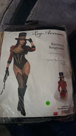 Costume