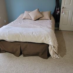 Full Size Bed/Accessories & Small Table