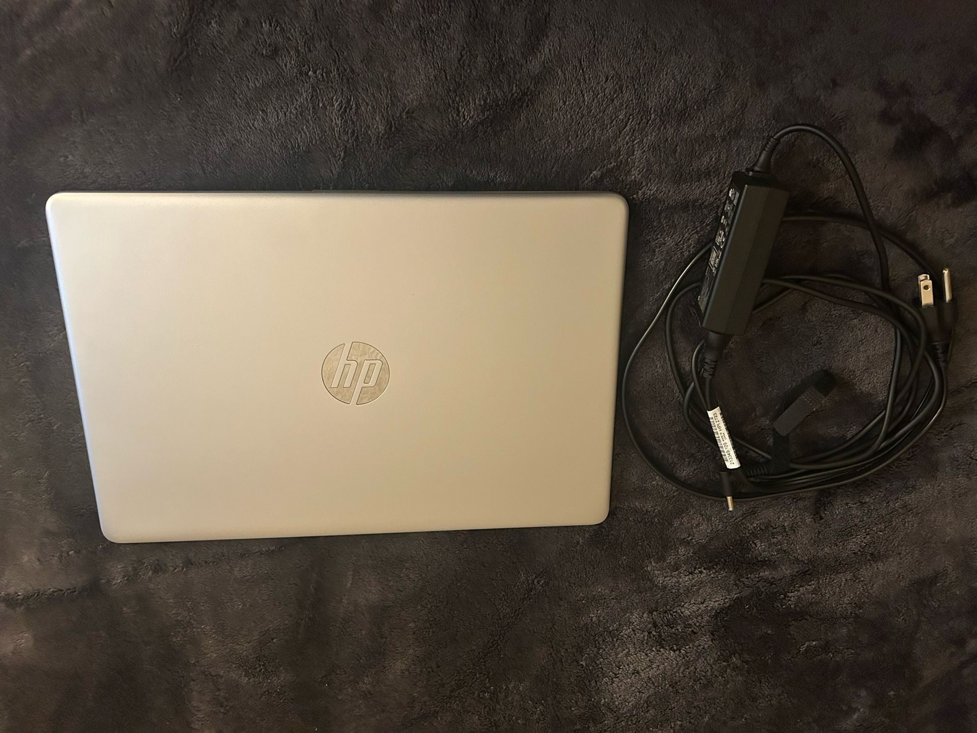 Hp Laptop 15-Dy5033DX
