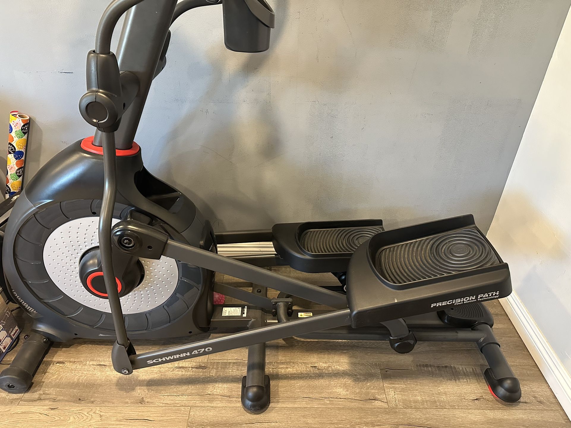 Schwinn 470 Elliptical