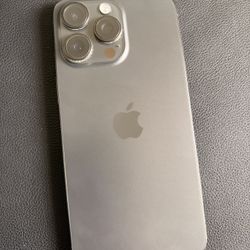 iPhone 15 Pro Max 256 Black Titanium Unlocked