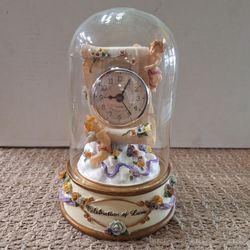 GLASS DOME QUARTZ ANNIVERSARY CLOCK