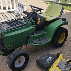Mower Tractor John Deere Lx289 05 