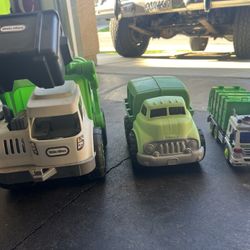 Trash Trucks Lot