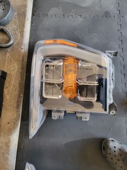 2022 f150 driver headlight