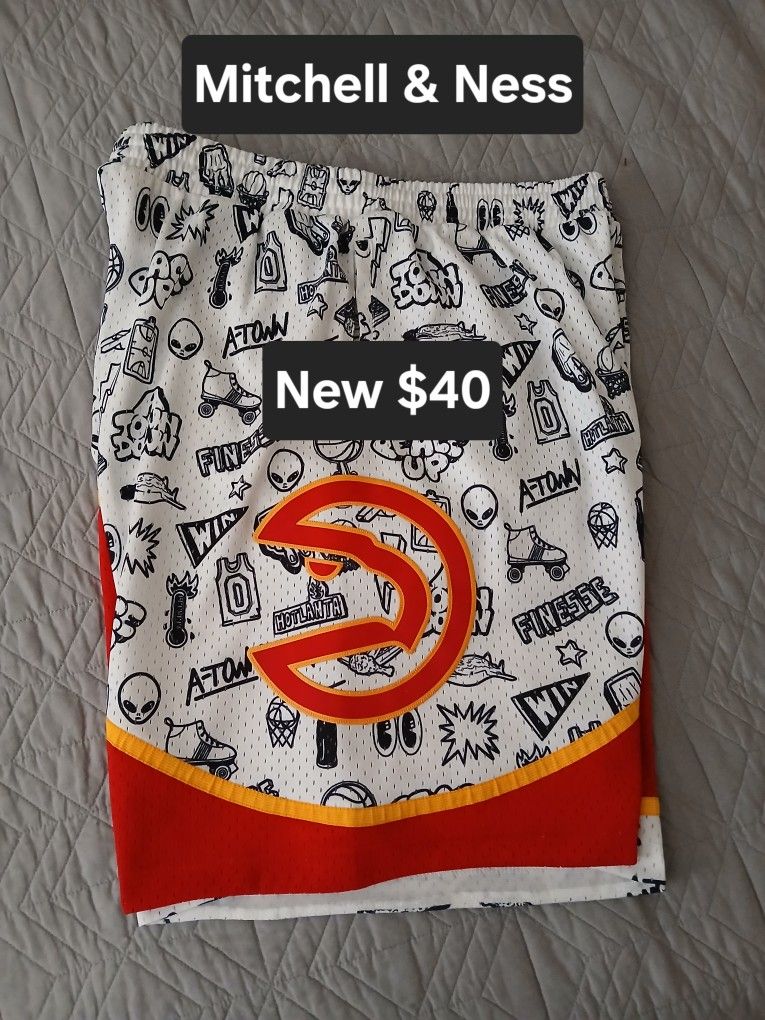 Atlanta Hawks Shorts XL (New)