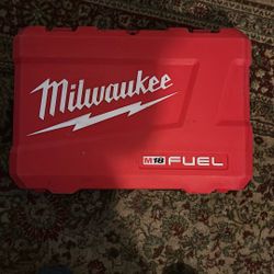 Milwaukee Drill Set