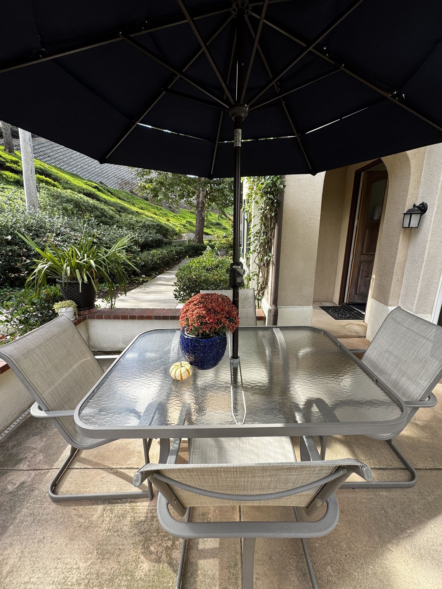 Discounted Furniture Set! Outdoor Table, 4 Chairs, Loveseat Glider & Umbrella