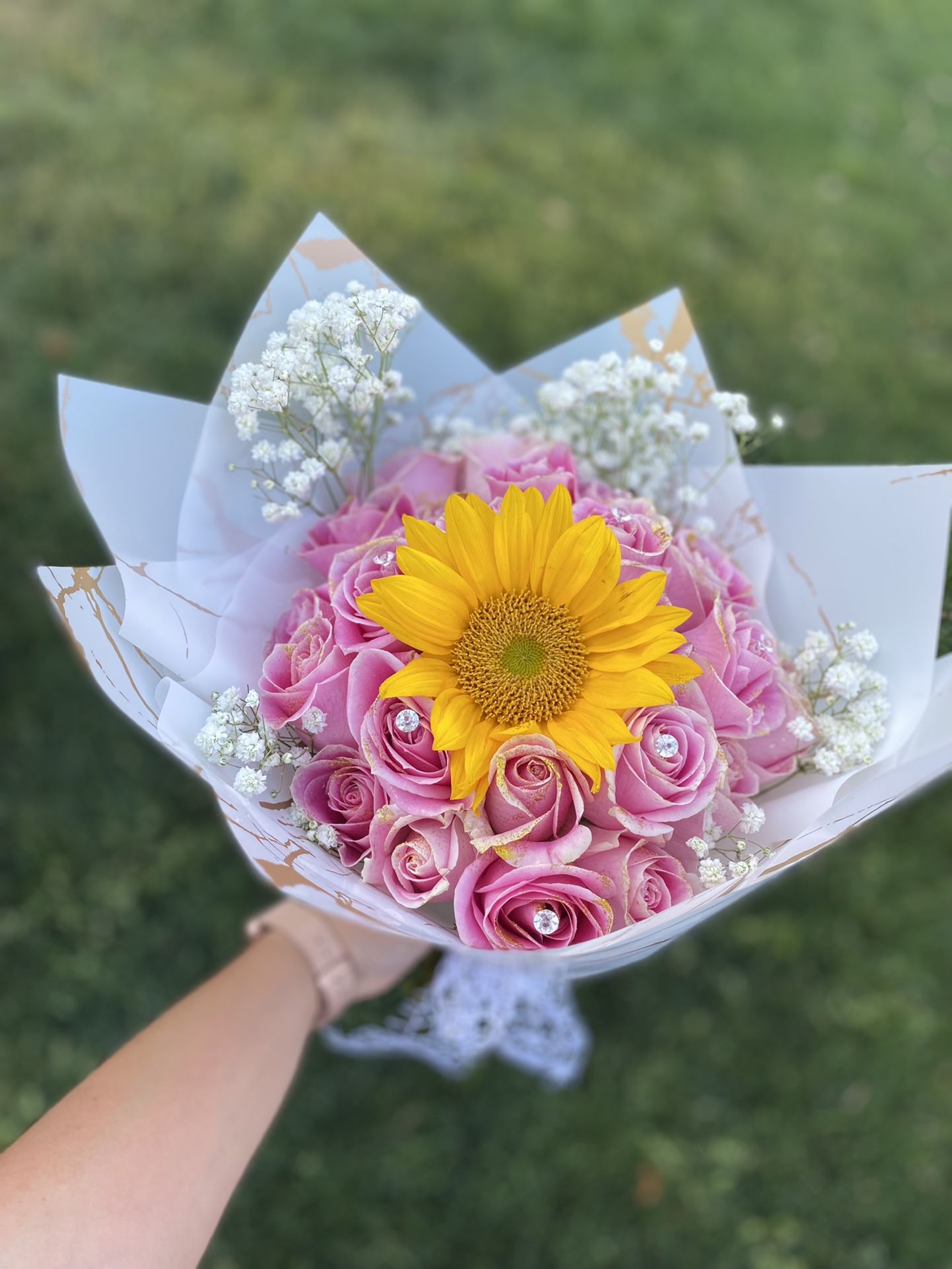 Pink Glitter Rose Bouquet