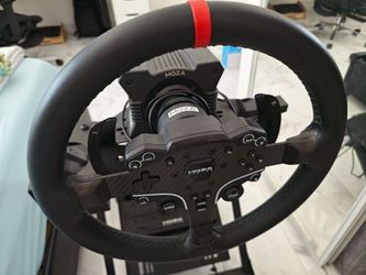Moza Racing R5 Direct Drive Sim Racing Bundle