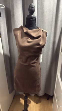 Brown dress
