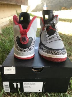 Jordan cement 4 spizike size 11