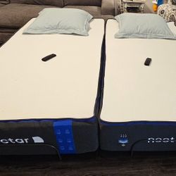 Nectar Premier Split King Mattress Bed - Like New 