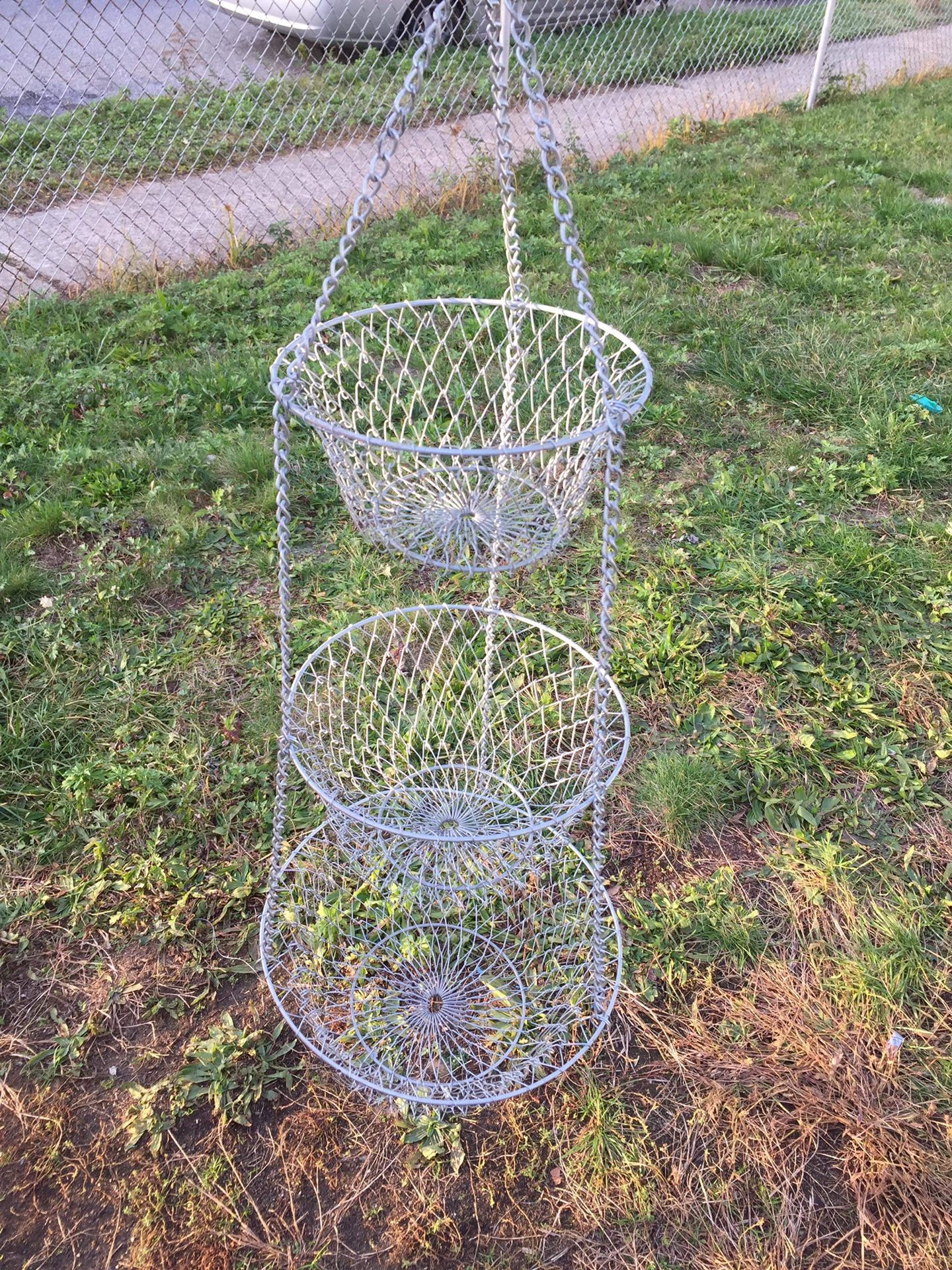 Hanging Basket Kitchen Heavy Duty Wire Fruit Organizer with Metal Ceiling