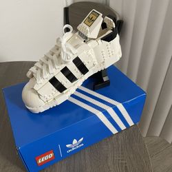 Adidas Lego