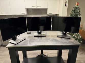 3 X Dell 23inch 1080p Monitor W/wireless Charging Stand
