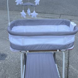 Simmons Kids Bassinet