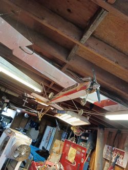 Gas powered RC plane
