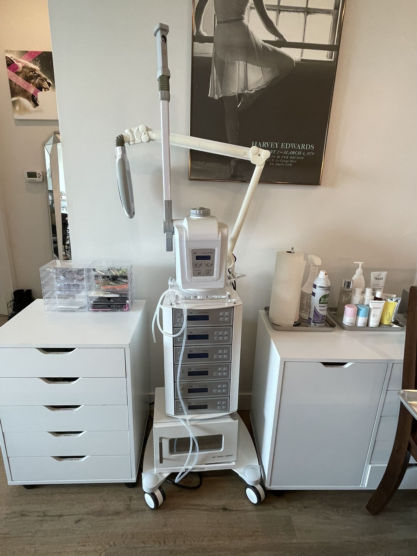 SpaAct Platinum Multifunction Esthetics Spa Skin Care System; 9 machines in one rolling unit