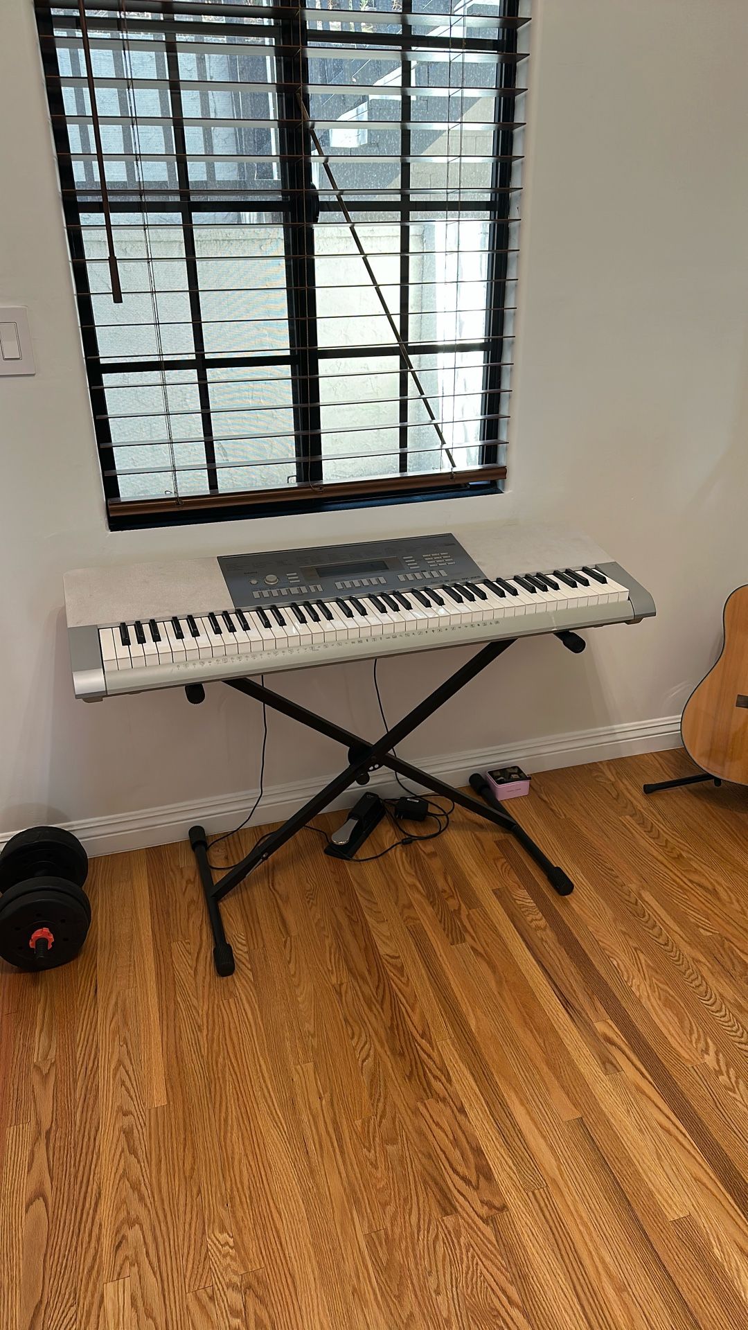 Casio WK-225 Electric Keyboard