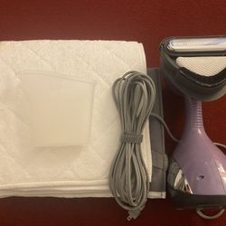 SHARK Press And Refresh Portable Garment Fabric Steamer W/ Vertical Press Pad