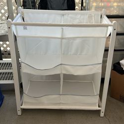 Munchkin Nursery Essentials Organizer