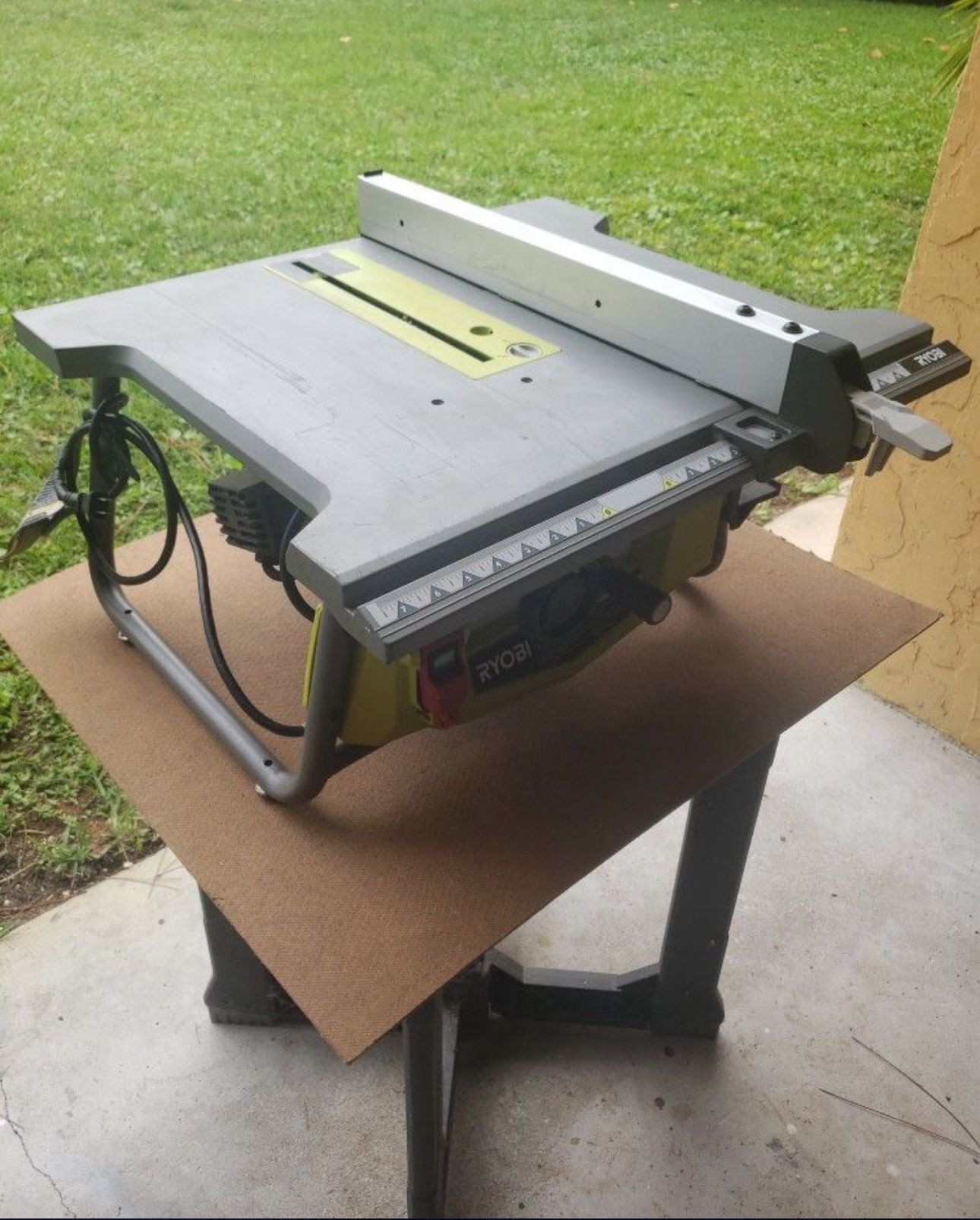 Ryobi Table Saw