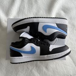 Women's Jordan 1 Low Black University Blue (Brand New)