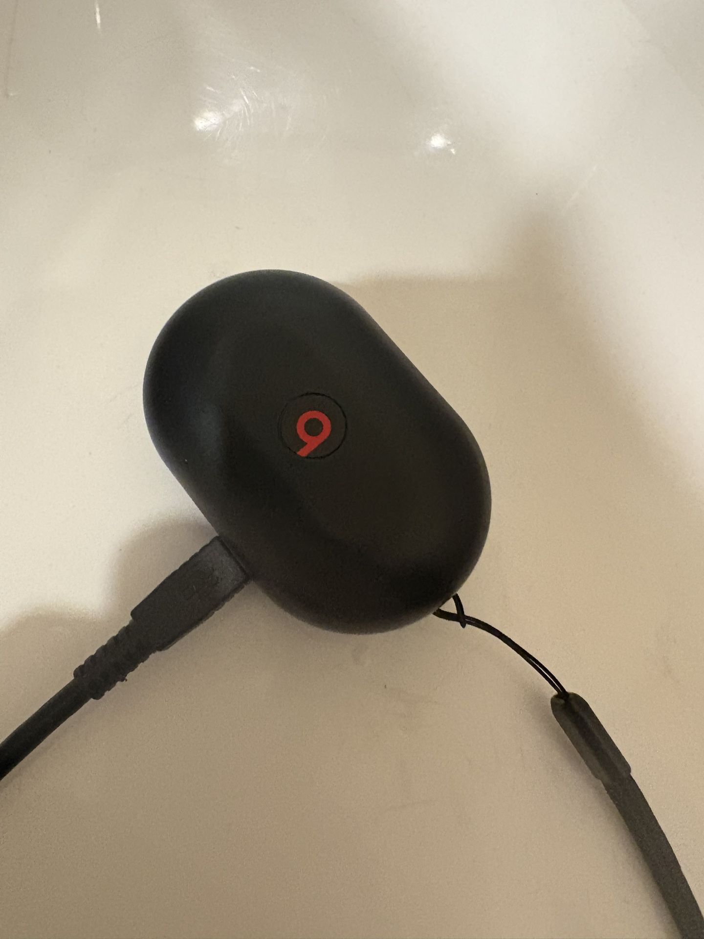 Black Beats By Dre Wireless Headphones