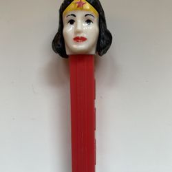 Vintage Wonder Woman Pez Dispenser, No Feet. Made In Austria. Pick Up In Tigard.