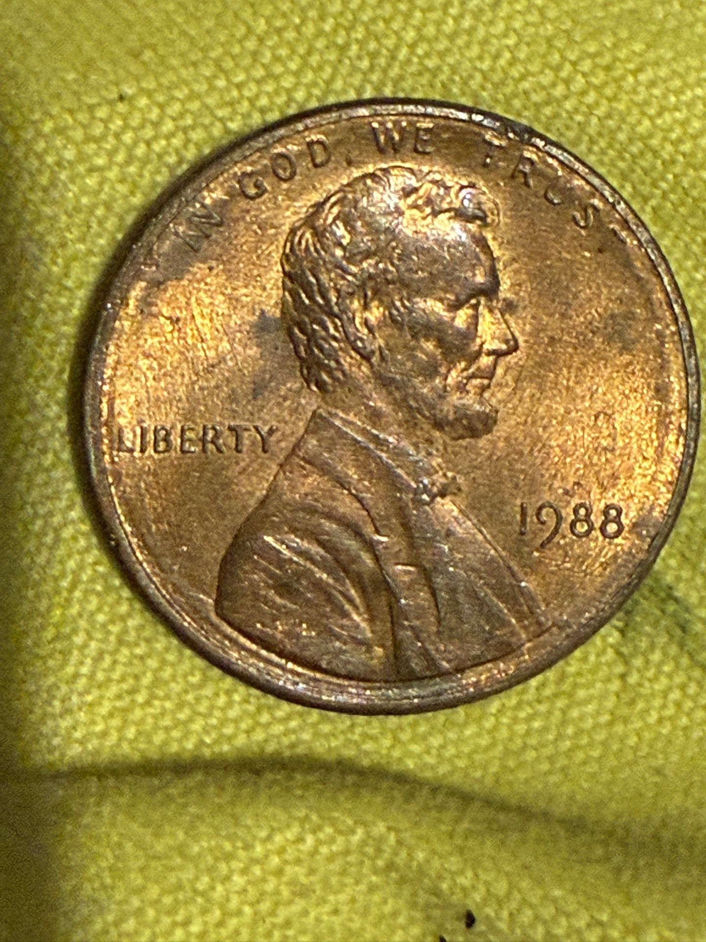 1988 Lincoln Penny – Misaligned Die Strike Error – Rare Collectible!