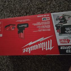 BRAND NEW M12 Starter Kit 5.0 Battery And Charger