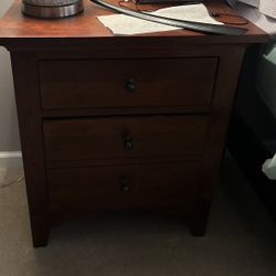 Nightstand 