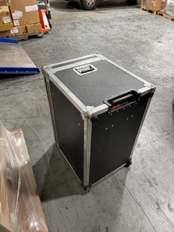 Flight/road case