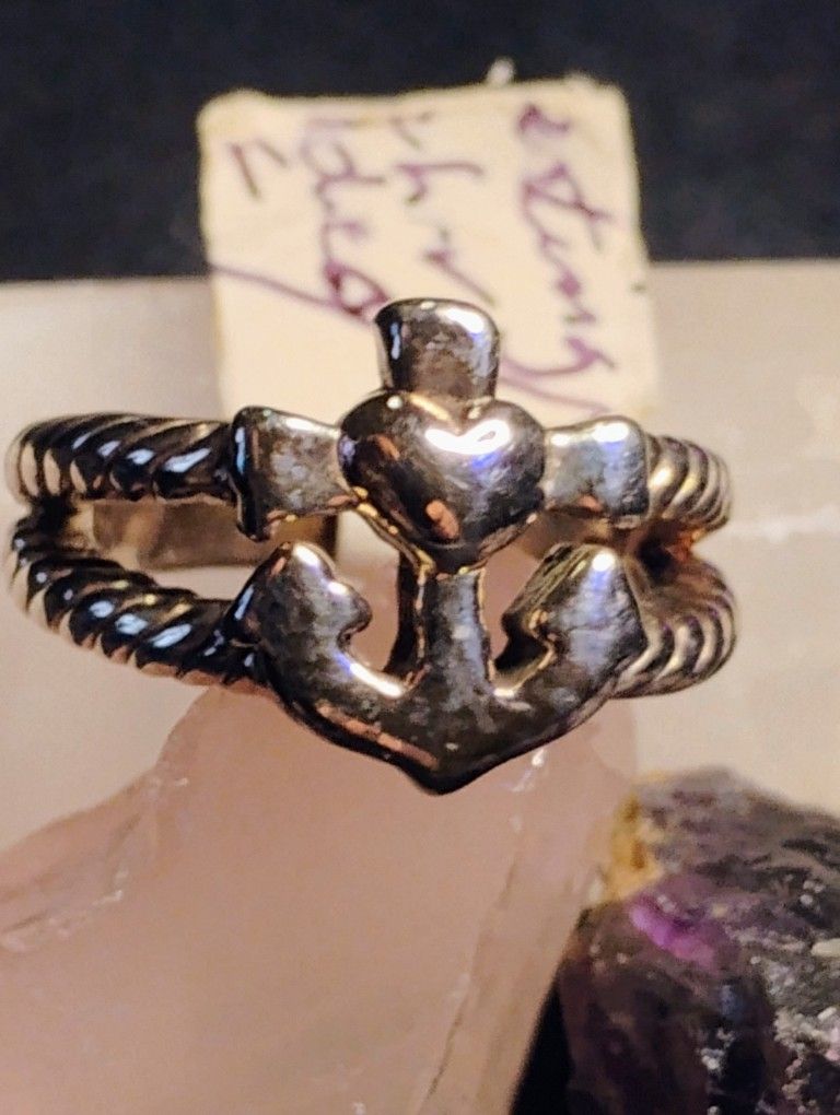 ANCHOR WITH HEART, STERLING SILVER SIZE 6.