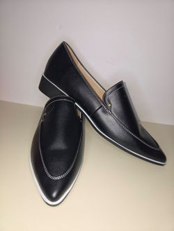 Black Pointed-Toe Slip-On Flats