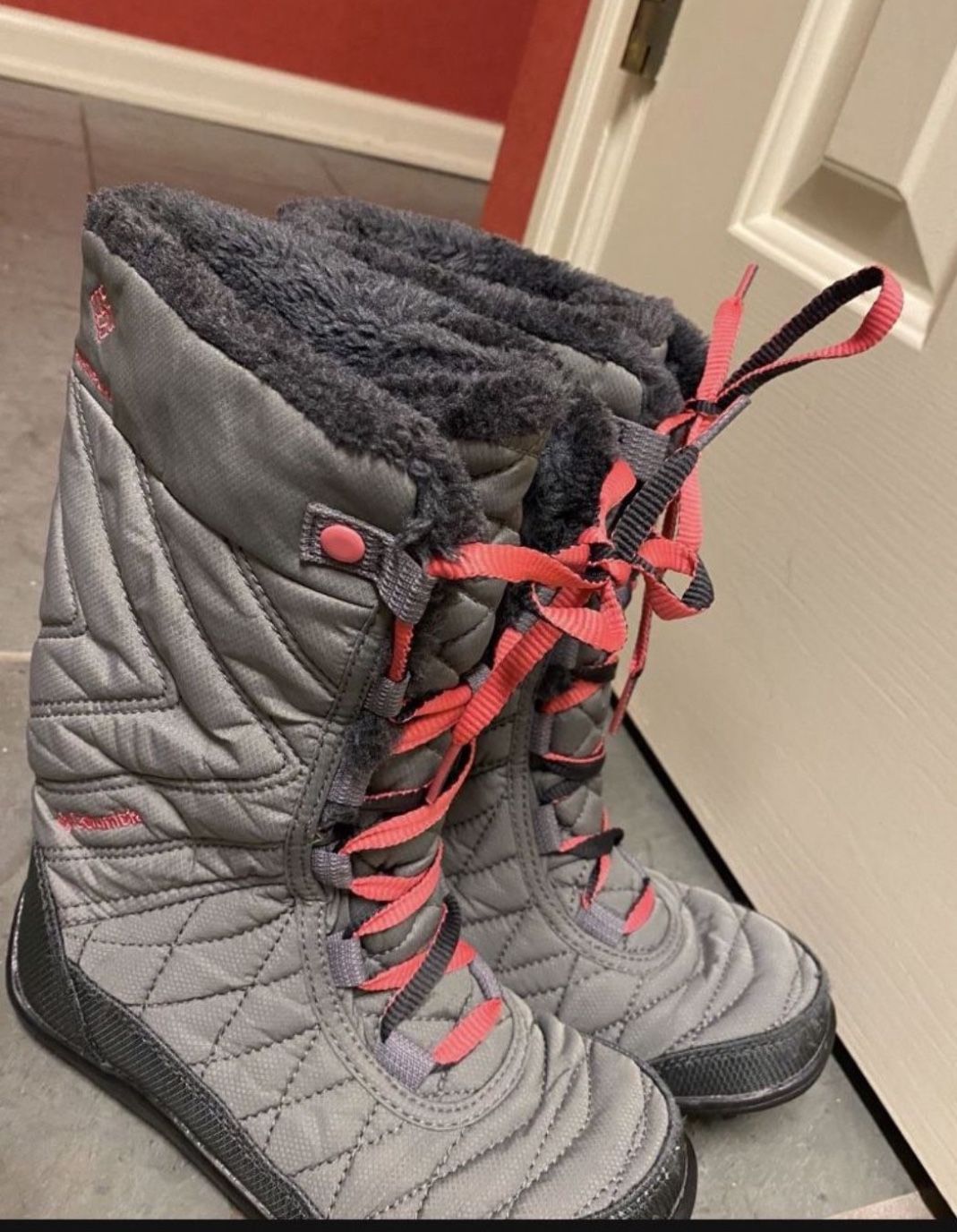 Snow Boots - Kids Size 2 - Columbia