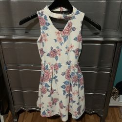 Girls Size 8 Dress