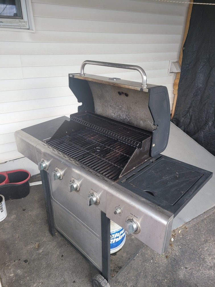 barbecue grill